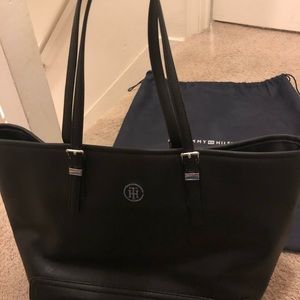 Tommy Hilfiger Large Saffiano Black Tote
